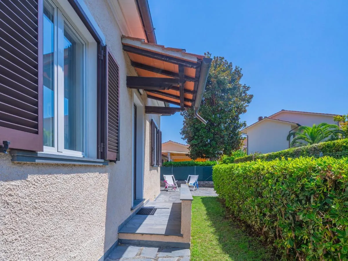 Holiday Home Francesca By Interhome Marina di Pietrasanta