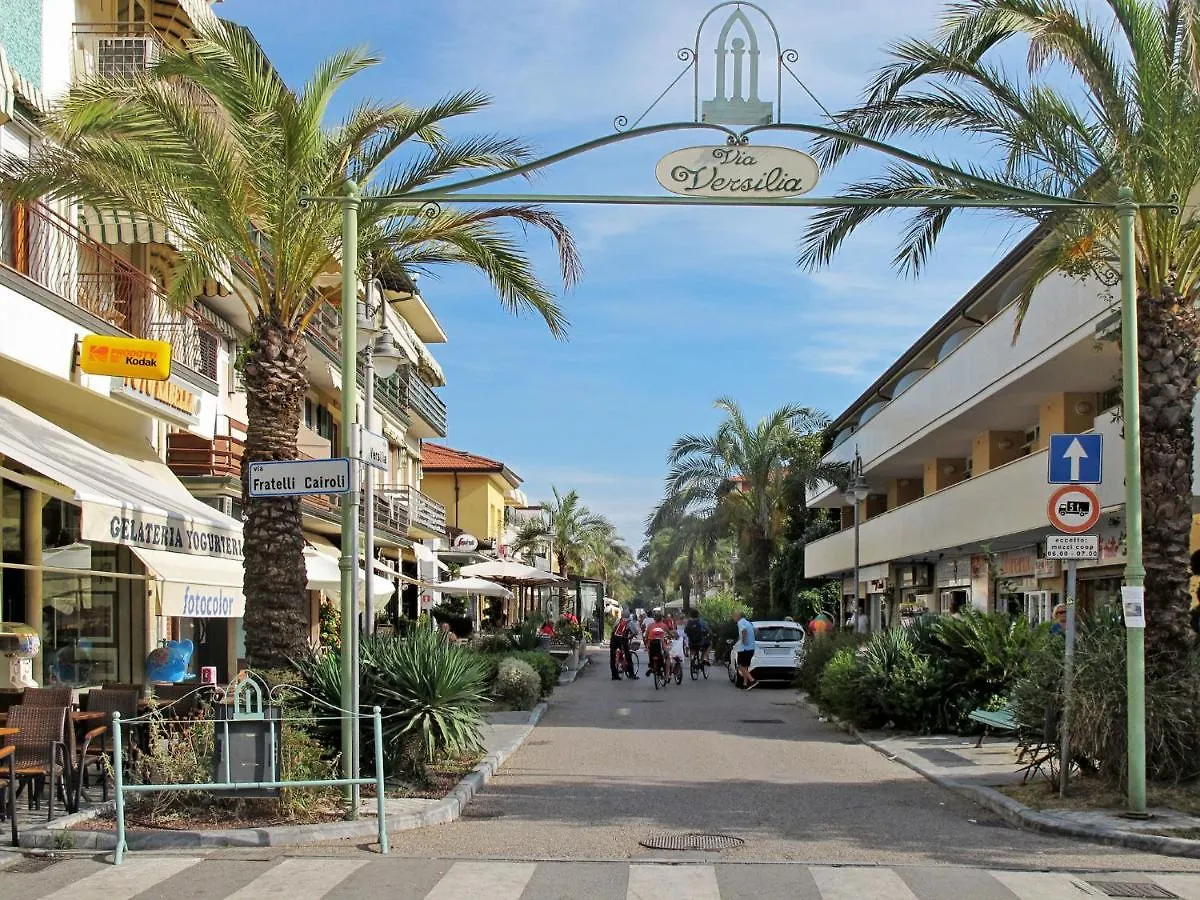 Holiday Home Francesca By Interhome Marina di Pietrasanta