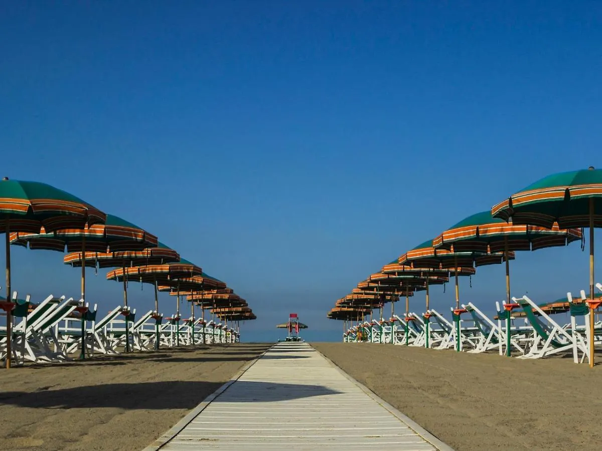 Holiday Home Francesca By Interhome Marina di Pietrasanta