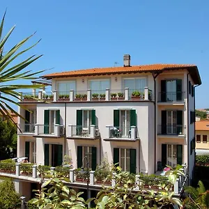 3* Апарт-отель Riviera